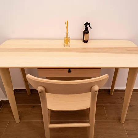 Hermes-modern Comfort In