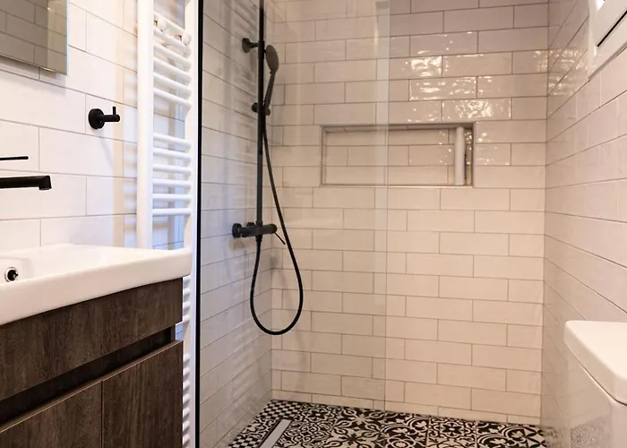 Hermes-modern Comfort In Apartment *