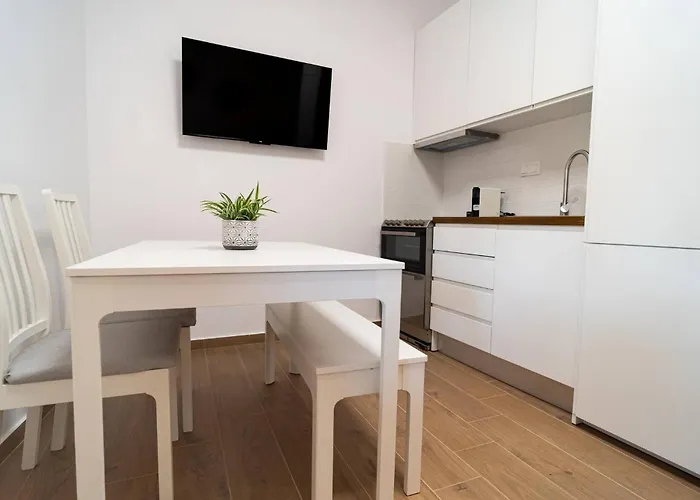 Apartment Hermes-modern Comfort In